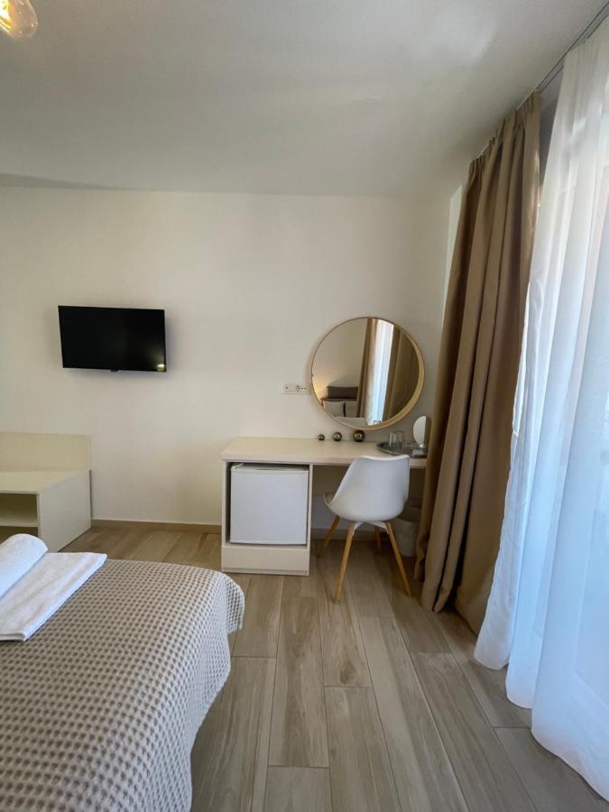 St. Nicholas Rooms Хвар Экстерьер фото